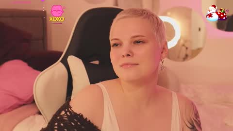 likaaberry online show from January 13, 6:37 pm