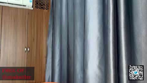 Mia                   Onlyfans link -  online show from October 6, 5:58 am