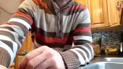 St pierre online show from November 30, 4:47 pm