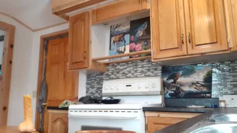 St pierre online show from November 28, 6:48 pm