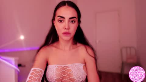 Gabriela online show from March 12, 8:19 am