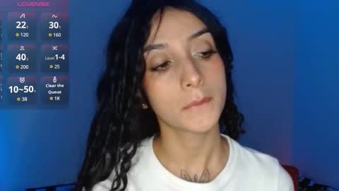 Snapshot of lil_lisaa chatting on October 24, 6:03 am Lisaa online show from October 24, 6:03 am