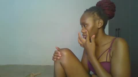 lil_meg online show from February 22, 11:57 am