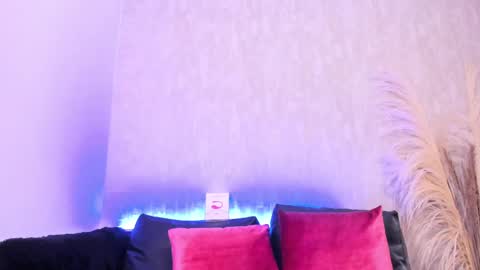 Lila online show from March 8, 7:09 pm