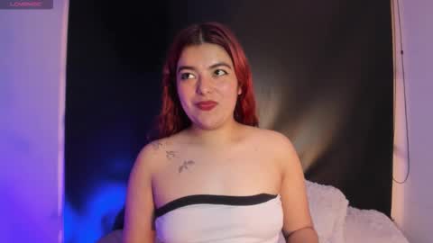 Snapshot of lila_cox chatting on September 12, 1:35 pm lila_cox online show from September 12, 1:35 pm