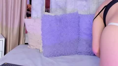 lila noa online show from November 18, 7:39 pm