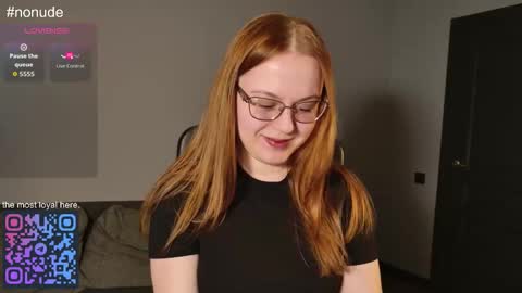 lila_pitt online show from April 4, 6:59 pm