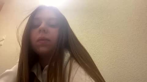 Snapshot of lilae37yis chatting on September 27, 6:16 pm Lily online show from September 27, 6:16 pm
