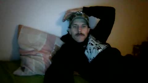 lildeer1980 online show from October 17, 6:17 am