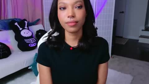 evie online show from November 18, 2:58 am