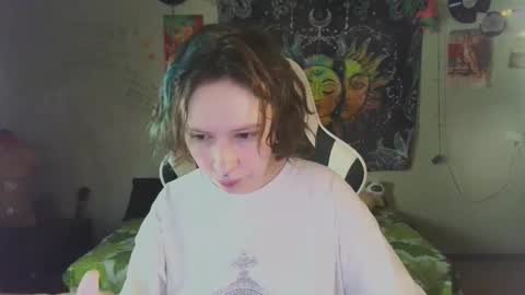 Lil online show from December 4, 11:21 am