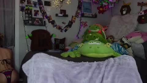 LilSquirt online show from February 24, 8:23 pm