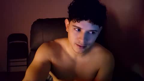 Snapshot of lilhotnando chatting on October 19, 4:06 am Fernando online show from October 19, 4:06 am