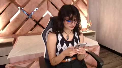 lili_clan online show from October 10, 1:39 pm