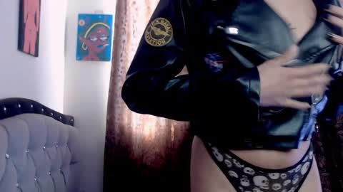 lili_clan11 online show from January 11, 3:29 pm