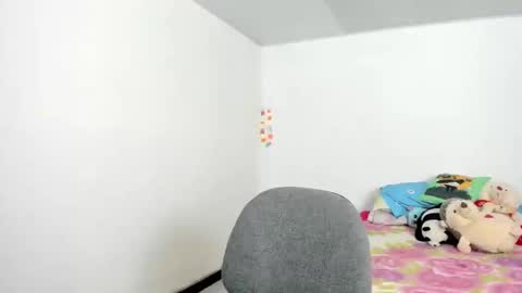 Snapshot of lilia344965 chatting on February 25, 11:37 pm liliamilf online show from February 25, 11:37 pm