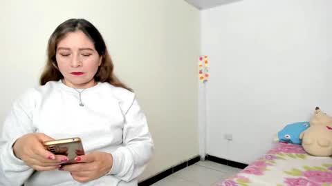 Snapshot of lilia344965 chatting on February 20, 10:48 pm liliamilf online show from February 20, 10:48 pm