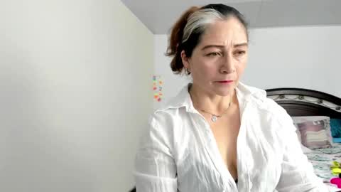 Snapshot of lilia344965 chatting on December 4, 9:07 pm liliamilf online show from December 4, 9:07 pm