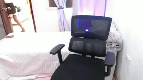 lilian online show from October 29, 8:31 pm