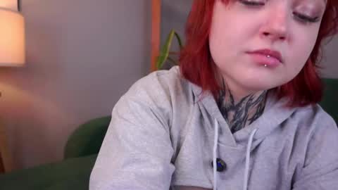Snapshot of lilianadao chatting on September 17, 1:14 pm Anika online show from September 17, 1:14 pm