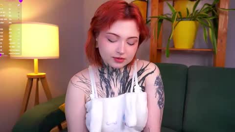 Snapshot of lilianadao chatting on October 13, 1:35 pm Anika online show from October 13, 1:35 pm