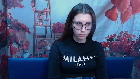 lilianashine online show from March 16, 6:06 am