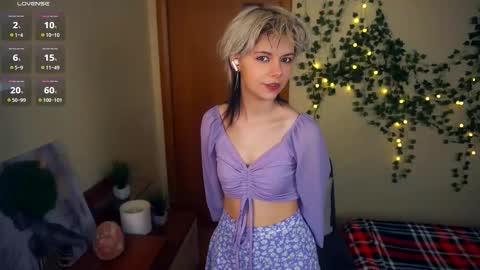 Lilian online show from September 19, 6:39 am