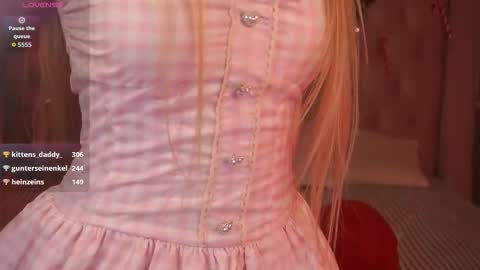 Lilian online show from January 6, 5:28 pm