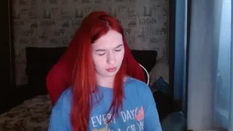 liliawoolf online show from March 11, 5:35 am