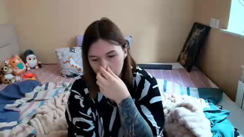 liliawoolf online show from October 10, 12:55 pm