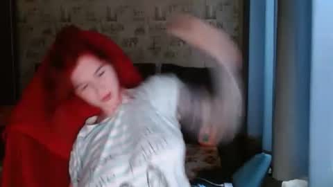 liliawoolf online show from March 4, 12:01 pm