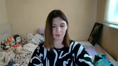 liliawoolf online show from October 29, 1:24 pm