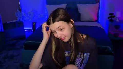 Snapshot of lilibakery chatting on March 1, 2:26 am Lili Bakery online show from March 1, 2:26 am