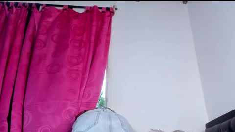 lilibluex online show from February 13, 9:50 pm