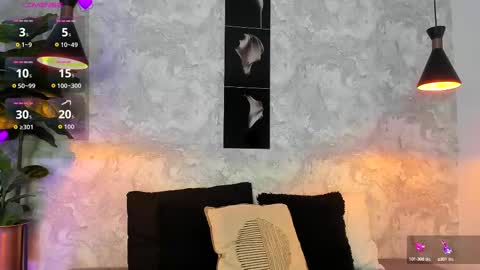 Snapshot of lilicooper_ chatting on September 13, 3:20 am Lili Cooper online show from September 13, 3:20 am