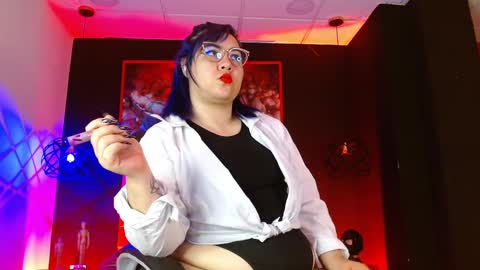Snapshot of lilih_golden chatting on September 23, 11:48 am LILIH online show from September 23, 11:48 am