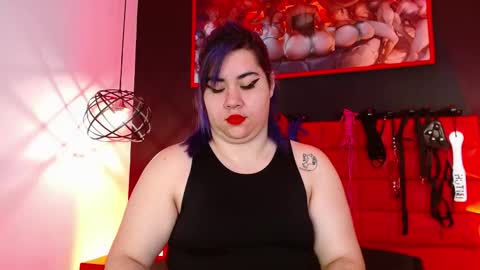 Snapshot of lilih_golden chatting on October 17, 11:58 am LILIH online show from October 17, 11:58 am