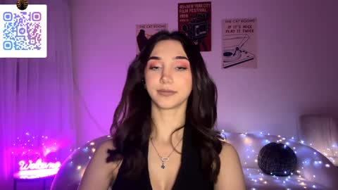 Lina online show from April 4, 10:50 pm