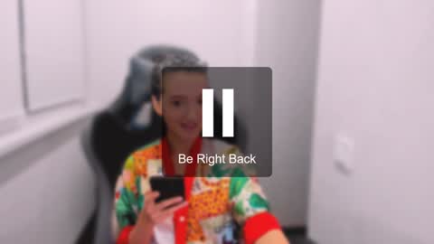 Snapshot of lililaluna chatting on January 27, 2:24 pm             ...  online show from January 27, 2:24 pm