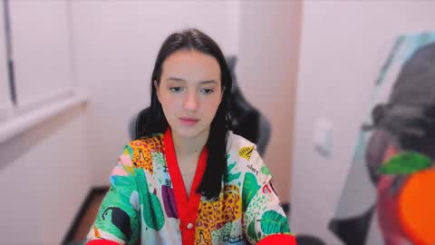 Snapshot of lililaluna chatting on January 13, 8:26 pm             ...  online show from January 13, 8:26 pm