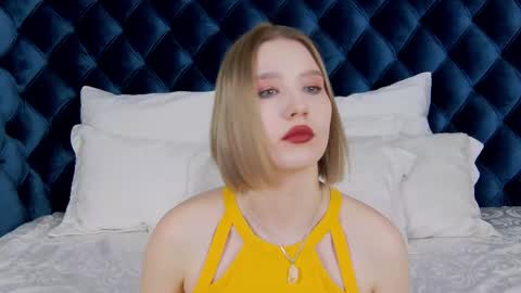 LiliLinn online show from February 21, 12:06 pm