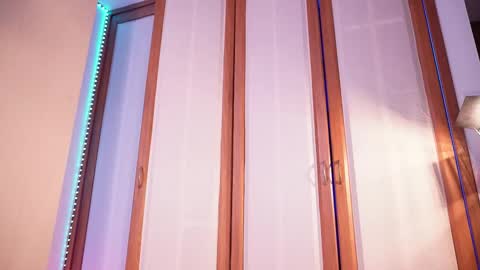 Lilith Rosse online show from November 15, 6:31 pm