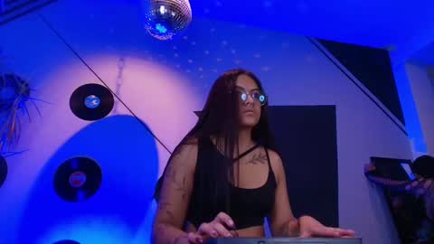 Lilith and Khloe  online show from October 8, 11:27 am