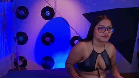 Lilith and Khloe  online show from September 28, 11:41 am