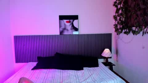 Lilith Patton  online show from October 20, 12:21 pm