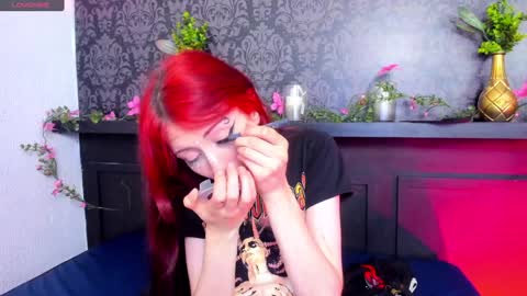 Lilith Patton  online show from December 16, 3:51 am