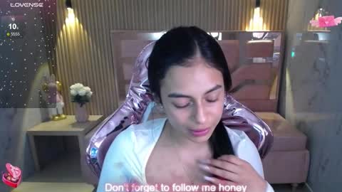 Lilith  online show from February 11, 8:20 pm