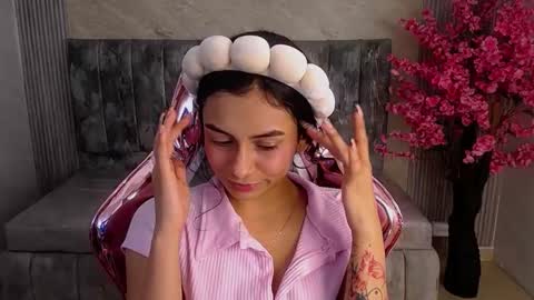 Lilith  online show from September 11, 8:32 pm