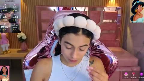 Lilith  online show from November 29, 4:20 am