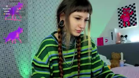 lilith_poison online show from February 20, 3:39 am